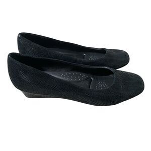 Trotters Lauren Women Dress Shoes 9.5 EU 40 Black Low Wedge Comfort Minimalist